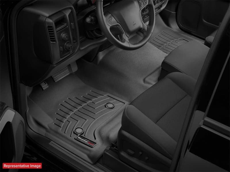 WT FloorLiner - Front - Blk - Photo - Mounted