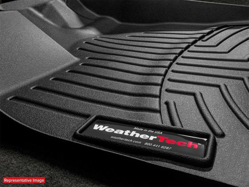 WT FloorLiner - Front - Blk - Photo - Mounted
