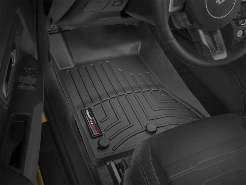 WT FloorLiner - Front - Blk - Photo - Mounted