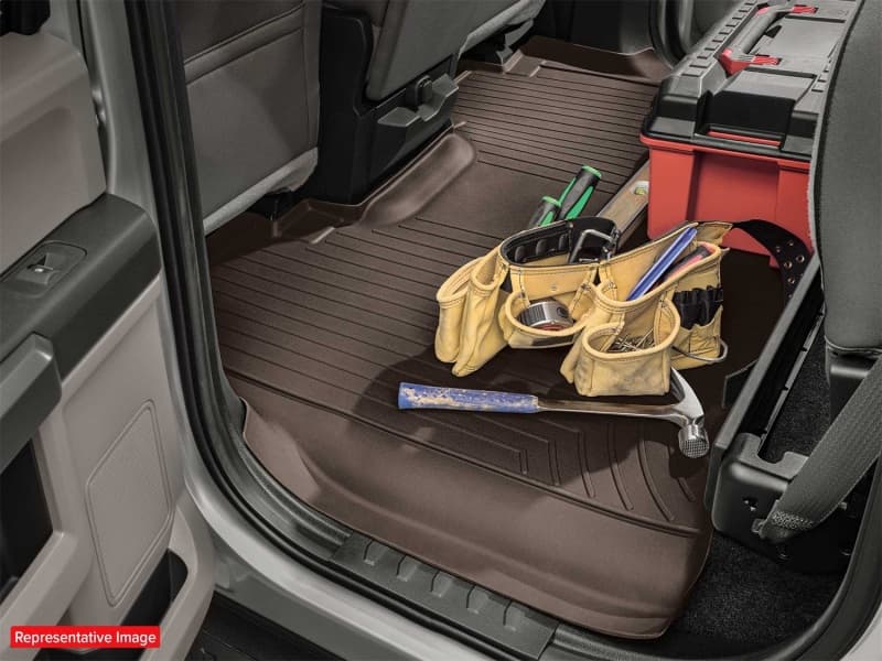 WT FloorLiner - Front - Blk - Photo - Mounted